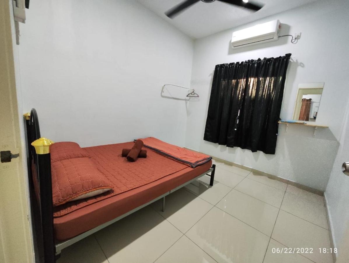 Oyo Homes 90679 Bahari Homes Malacca Buitenkant foto