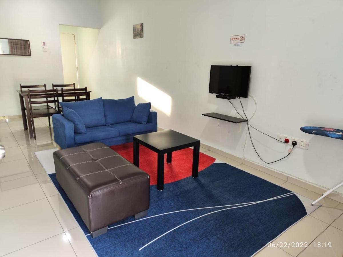 Oyo Homes 90679 Bahari Homes Malacca Buitenkant foto